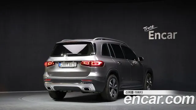 Mercedes-Benz GLB-Class 2021 — фото 2