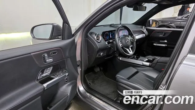 Mercedes-Benz GLB-Class 2021 — фото 10