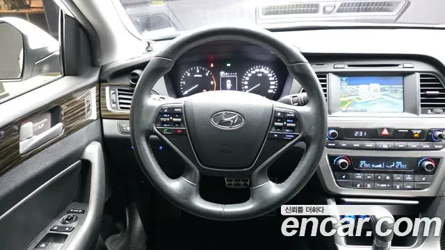Hyundai Sonata 2016 — фото 13