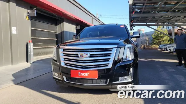 Cadillac Escalade 2018 — фото 3