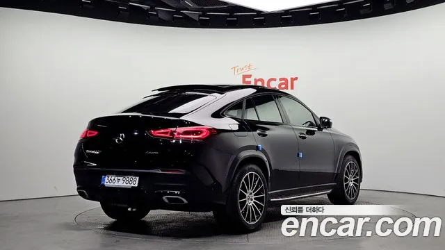 Mercedes-Benz GLE-Class 2022 — фото 2