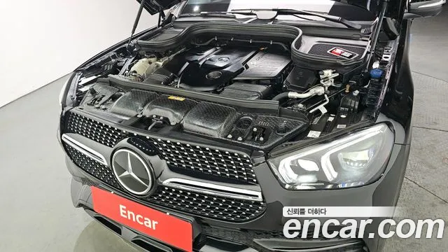 Mercedes-Benz GLE-Class 2022 — фото 6