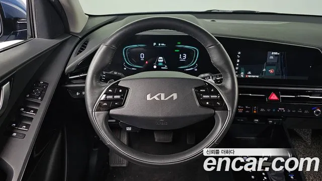 Kia Niro 2022 — фото 14