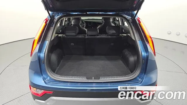 Kia Niro 2022 — фото 20
