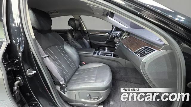Genesis G80 2017 — фото 10