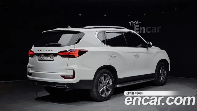 KG_Mobility_Ssangyong Rexton 2021 — фото 2