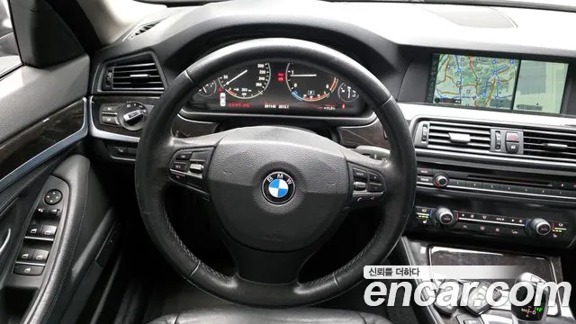 BMW 5-Series 2012 — фото 13