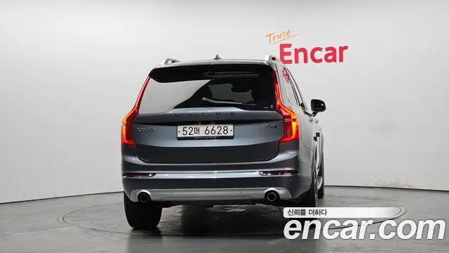 Volvo XC90 2018 — фото 4