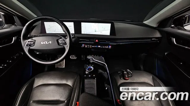 Kia EV6 2023 — фото 7