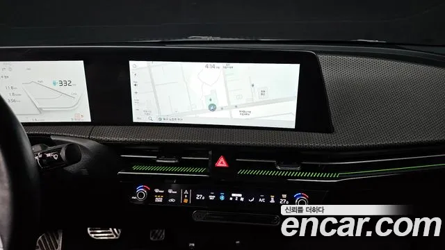 Kia EV6 2023 — фото 15