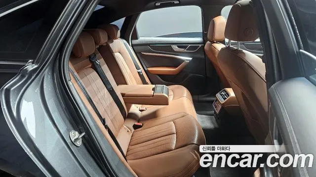 Audi A6 2023 — фото 13