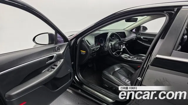 Hyundai Sonata 2020 — фото 10