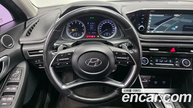 Hyundai Sonata 2020 — фото 13