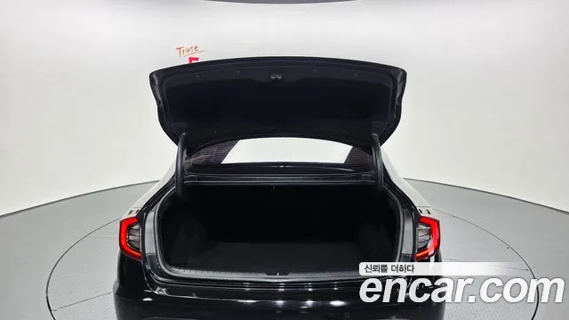Hyundai Sonata 2020 — фото 20