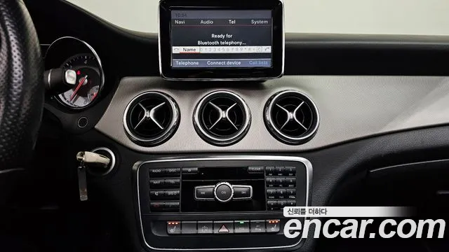 Mercedes-Benz GLA-Class 2015 — фото 16