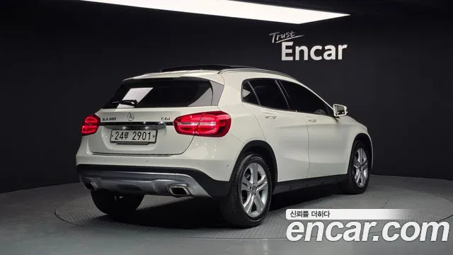 Mercedes-Benz GLA-Class 2015 — фото 2