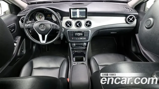 Mercedes-Benz GLA-Class 2015 — фото 7