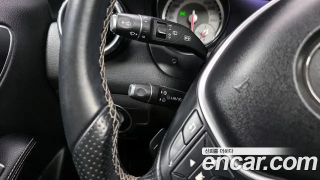 Mercedes-Benz GLA-Class 2015 — фото 17