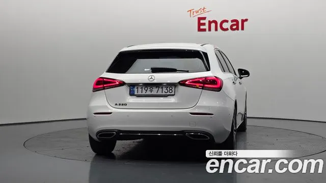 Mercedes-Benz A-Class 2022 — фото 4