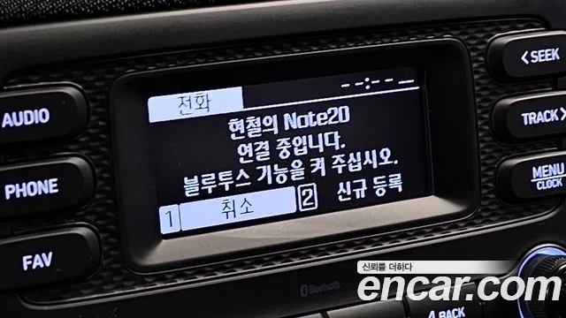 Hyundai Venue 2021 — фото 15
