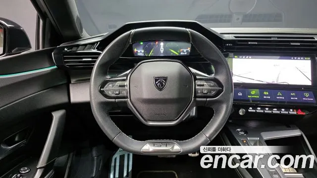 Peugeot 308 2022 — фото 13