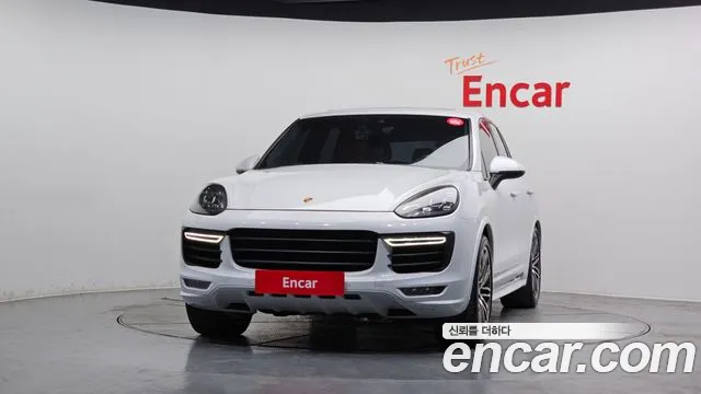 Porsche Cayenne 2016 — фото 3