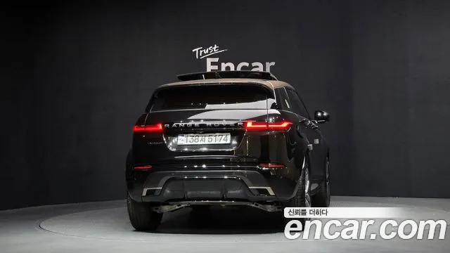 Land Rover Range Rover Evoque 2024 — фото 4