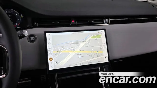 Land Rover Range Rover Evoque 2024 — фото 14