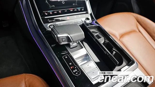 Audi Q8 2021 — фото 9