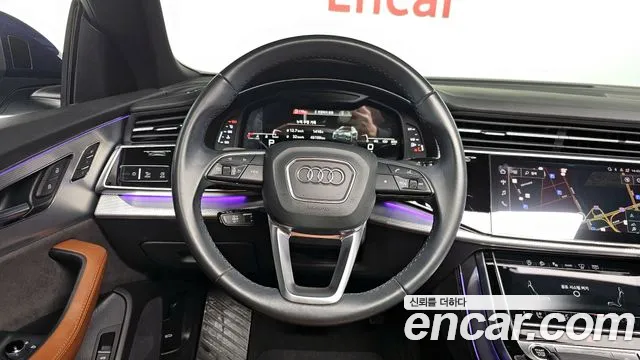 Audi Q8 2021 — фото 13