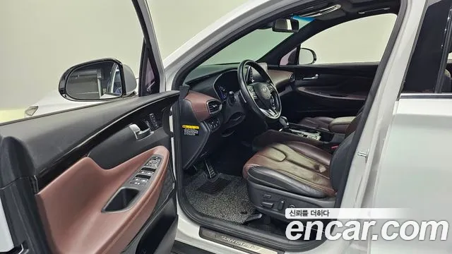 Hyundai Santafe 2019 — фото 10