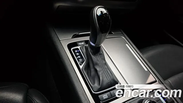 Hyundai Genesis 2015 — фото 9