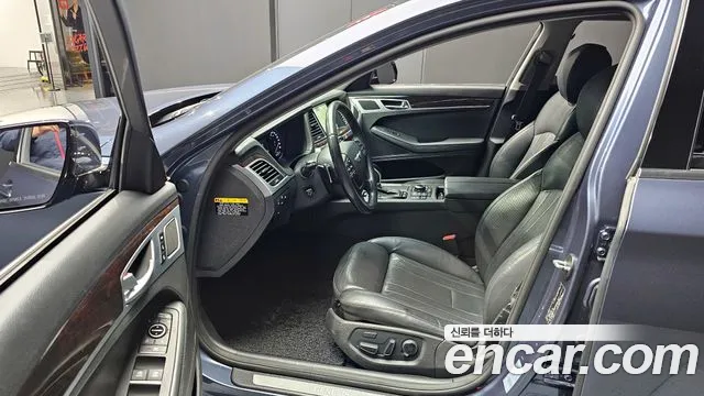 Hyundai Genesis 2015 — фото 10