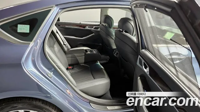 Hyundai Genesis 2015 — фото 12