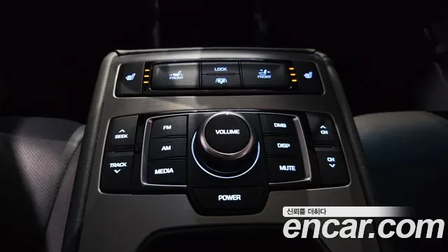 Hyundai Genesis 2015 — фото 20