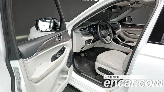 Jeep Cherokee 2021 — фото 10
