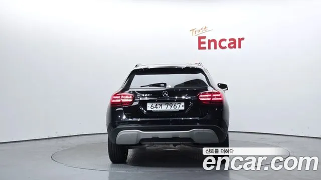Mercedes-Benz GLA-Class 2018 — фото 4