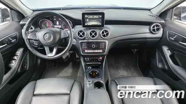 Mercedes-Benz GLA-Class 2018 — фото 7