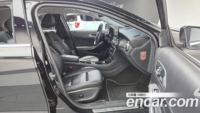 Mercedes-Benz GLA-Class 2018 — фото 10