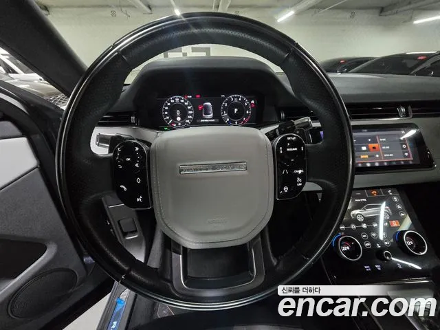 Land Rover Range Rover Evoque 2020 — фото 18