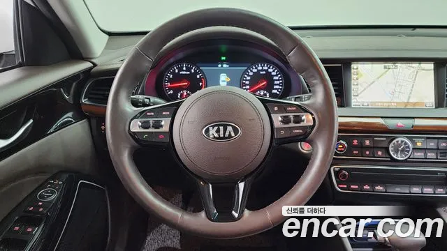 Kia K7 2017 — фото 13
