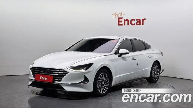 Hyundai Sonata 2023 — фото 1