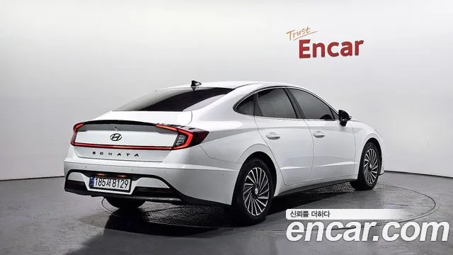 Hyundai Sonata 2023 — фото 2