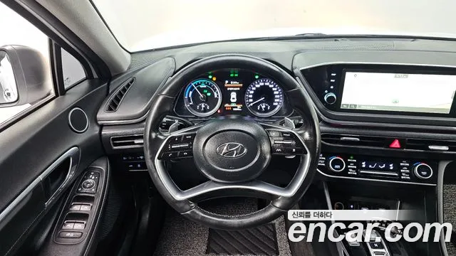 Hyundai Sonata 2023 — фото 16