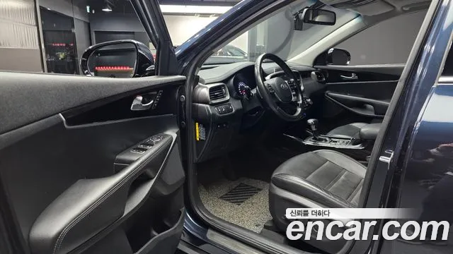 Kia Sorento 2018 — фото 10