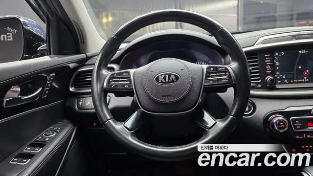 Kia Sorento 2018 — фото 12