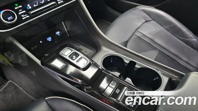 Hyundai Sonata 2023 — фото 9