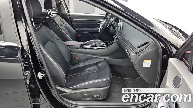 Hyundai Sonata 2023 — фото 12