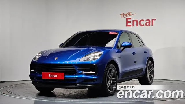 Porsche Macan 2019 — фото 1