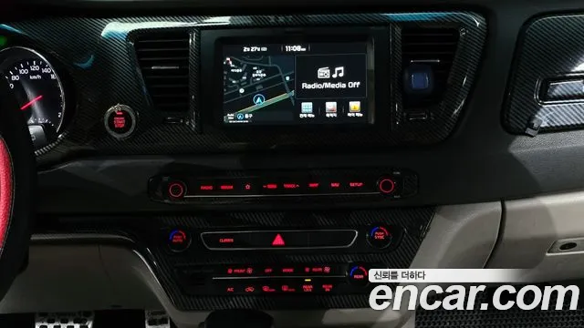 Kia Canival 2018 — фото 16